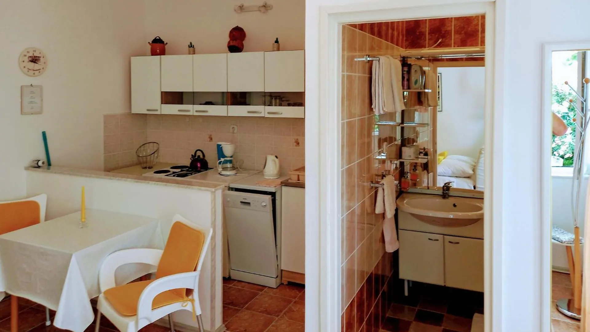 Amazing Apartment In Novi Vinodolski With Wifi