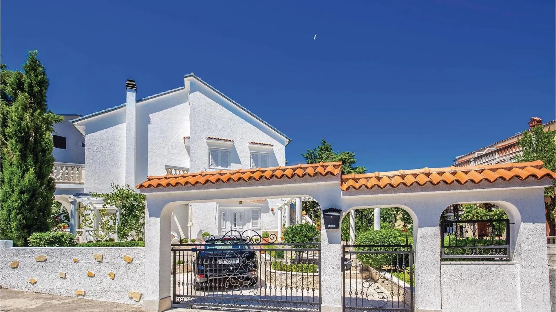 Amazing Apartment In Novi Vinodolski With Wifi